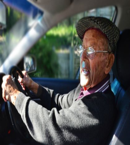 Seniors Texting Humor: CUATSC because GGLKI