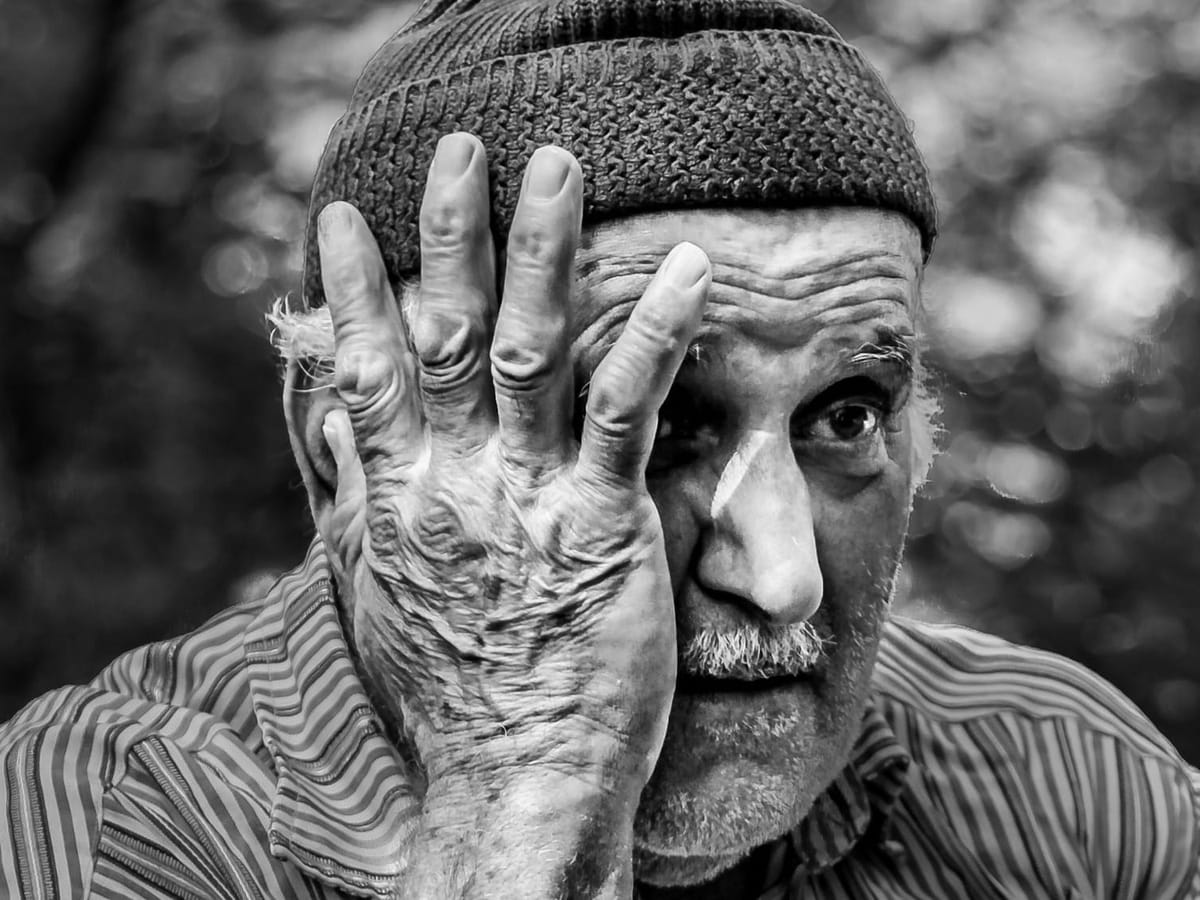 Dementia and Hallucinations : at What Stage of Dementia Do Hallucinations Occur?